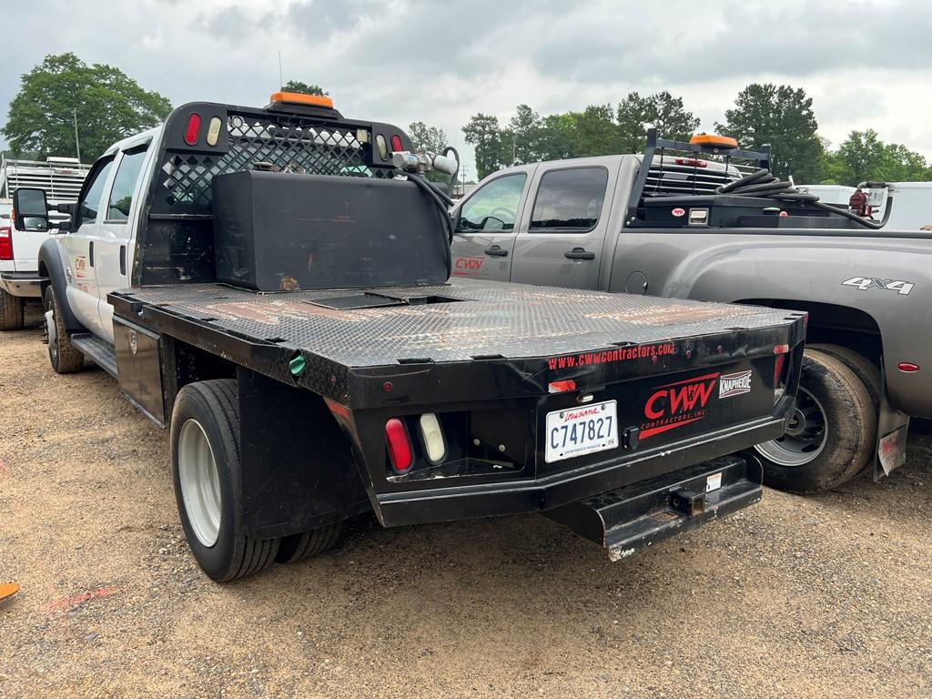 2015 FORD F550 XLT SUPER DUTY FLATBED TRUCK, 196,876 miles  CREW CAB, 6.7L