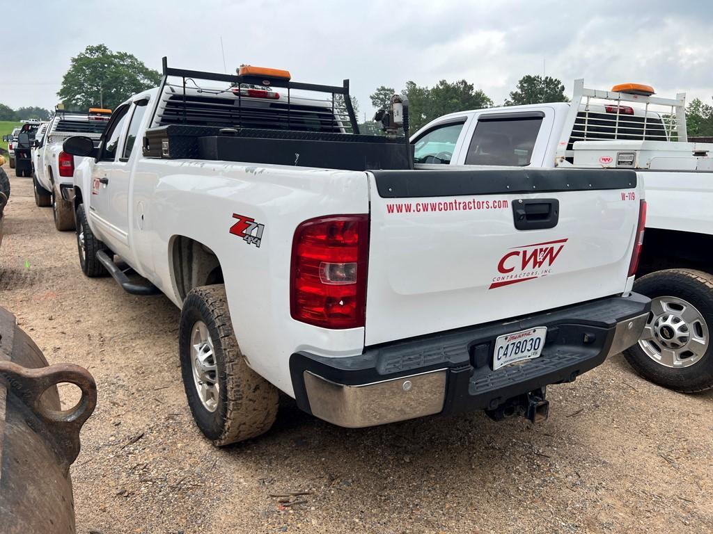 2011 CHEVROLET 2500 HD TRUCK, 356,991 Miles,  EXT CAB, 4X4, 6.0L GAS, S# 1G