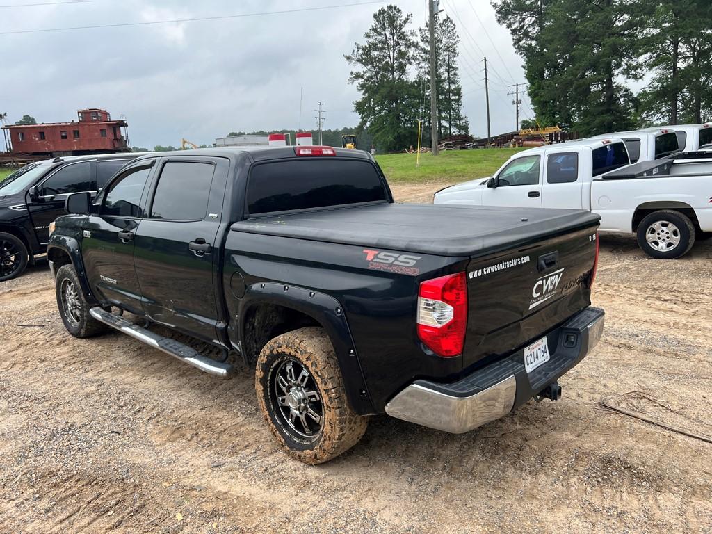 2015 TOYOTA TUNDRA CREWMAX TRUCK, 405,669 Miles,  2WD, 5.7L GAS, AUTO, PS,