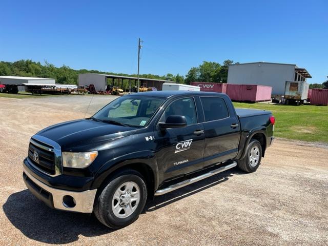 2012 TOYOTA TUNDRA TRUCK, Approx 385,000 Miles,  CREW CAB, 2WD, 4.6L GAS, S