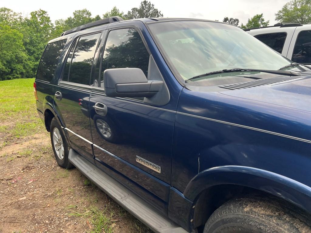 2008 FORD EXPEDITION SUV, 341k+ mi,  V8 GAS, AUTO PS, AC,4X4, 3RD ROW SEATI