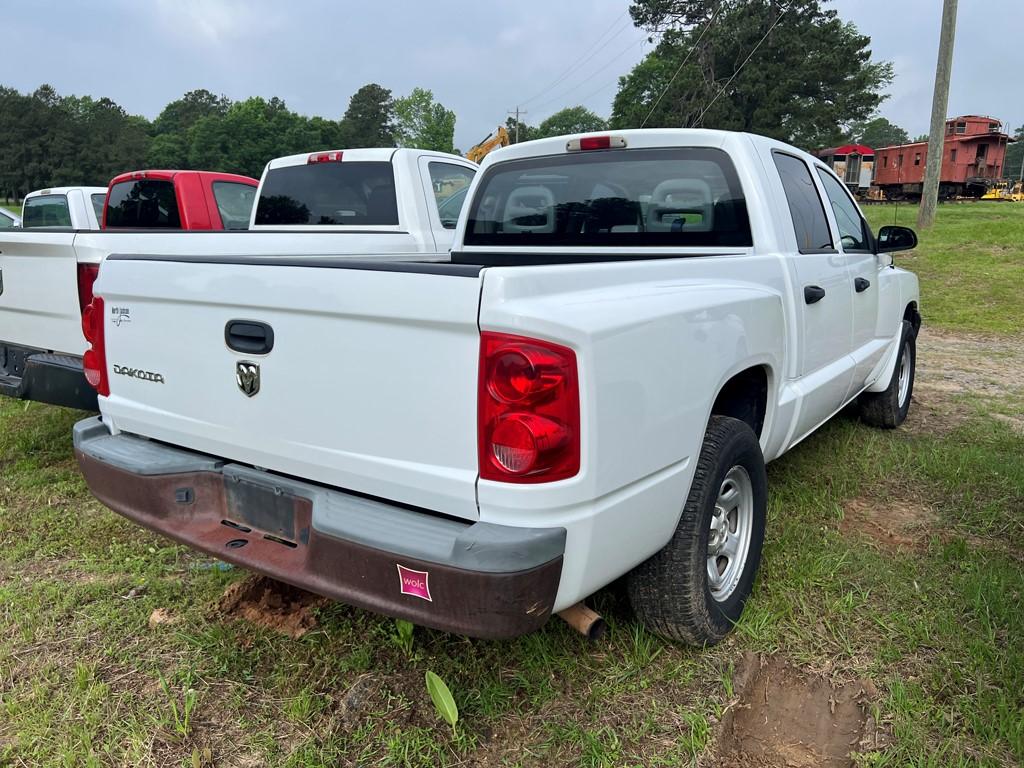 2006 DODGE DAKOTA PICKUP, 104,265 mi,  V6 GAS, AUTO, CREWCAB, PS, AC, S# 1D