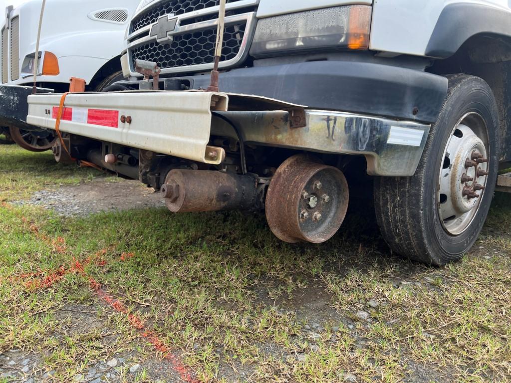 2006 CHEVROLET 3500 HIRAIL SERVICE TRUCK, 327,399+ mi,  V8 GAS, AUTO, EXTEN