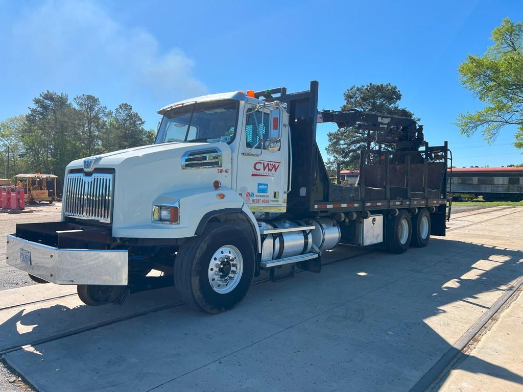 2015 WESTERN STAR 4700SB GRAPPLE TRUCK, 164,316 Miles,  HIRAIL, DETROIT DD1