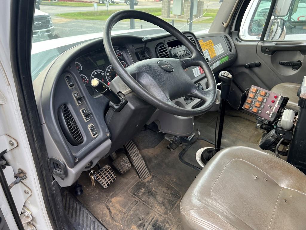 2012 FREIGHTLINER BRIDGE TRUCK, 38,451 miles,  HYRAIL, CUMMINS ISC DIESEL,