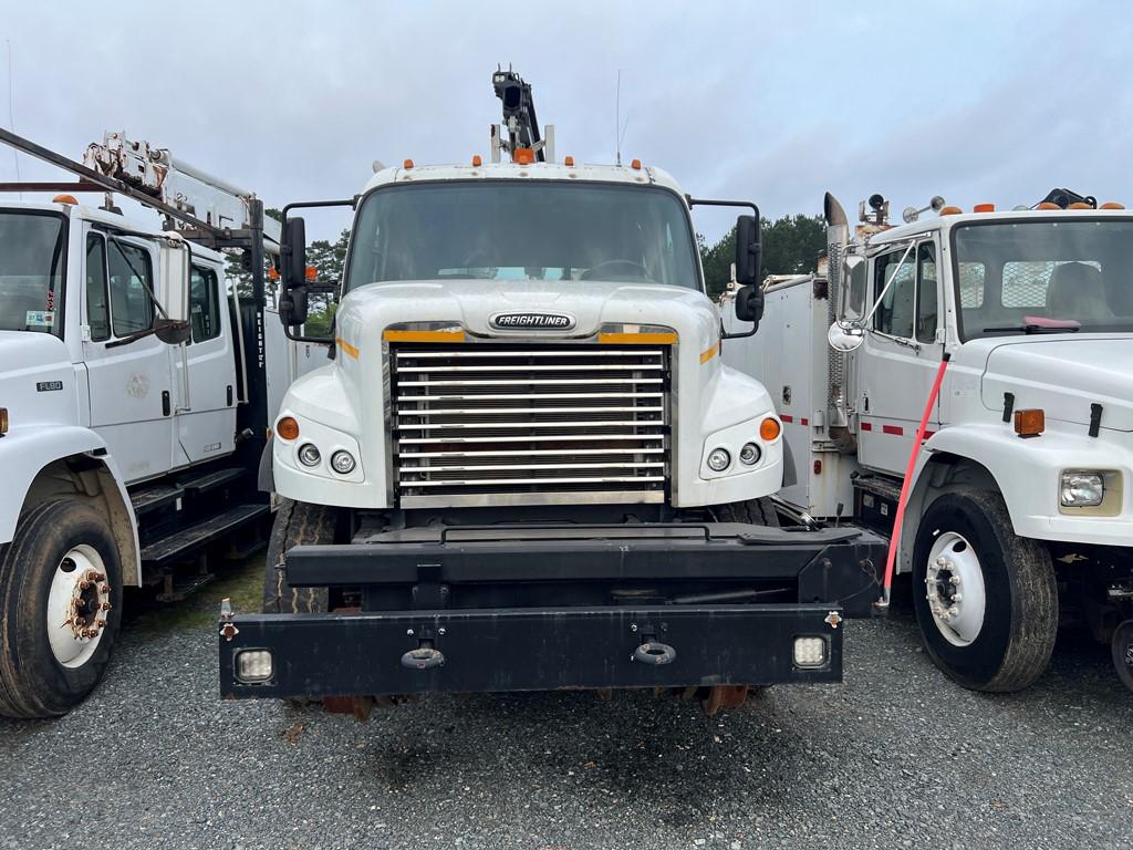 2012 FREIGHTLINER BRIDGE TRUCK, 38,451 miles,  HYRAIL, CUMMINS ISC DIESEL,