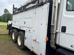 2000 FREIGHTLINER BRIDGE TRUCK, 42,543 miles,  HYRAIL S# 1FVXJJBB7YHF23682