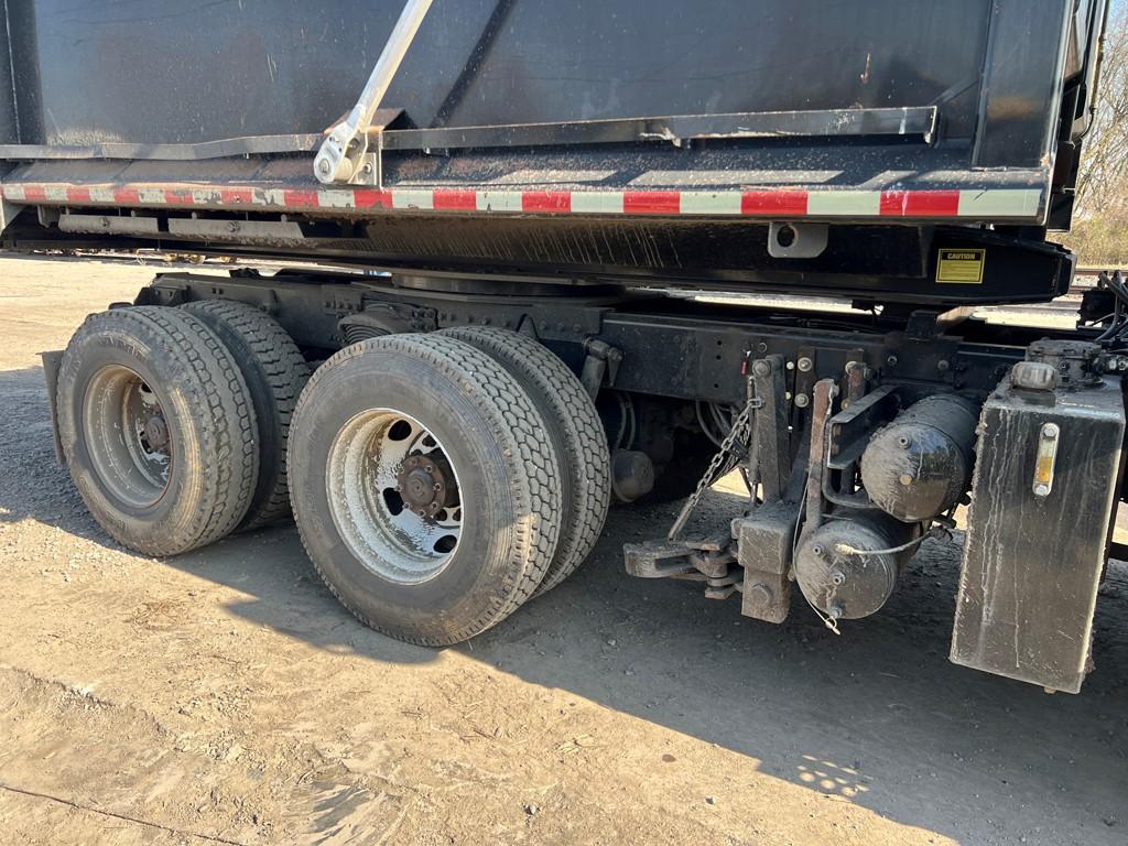 2017 WESTERN STAR 4700 ROTARY DUMP TRUCK,  DMF HIRAIL, L9 ENG, 10 SPEED/8LL