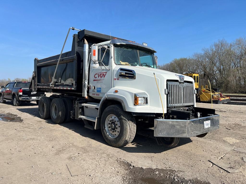 2017 WESTERN STAR 4700 ROTARY DUMP TRUCK,  DMF HIRAIL, L9 ENG, 10 SPEED/8LL