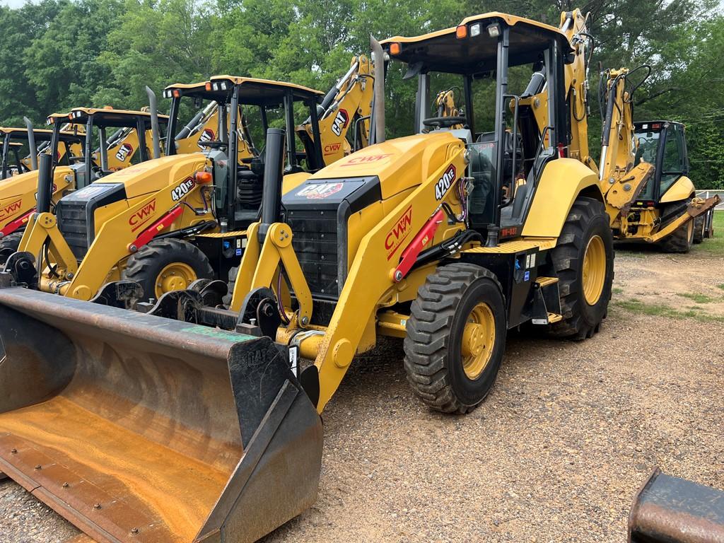 2021 CATERPILLAR 420XE-IT BACKHOE, Approx 1,450 Hours,  4WD,STANDARD HOE WI