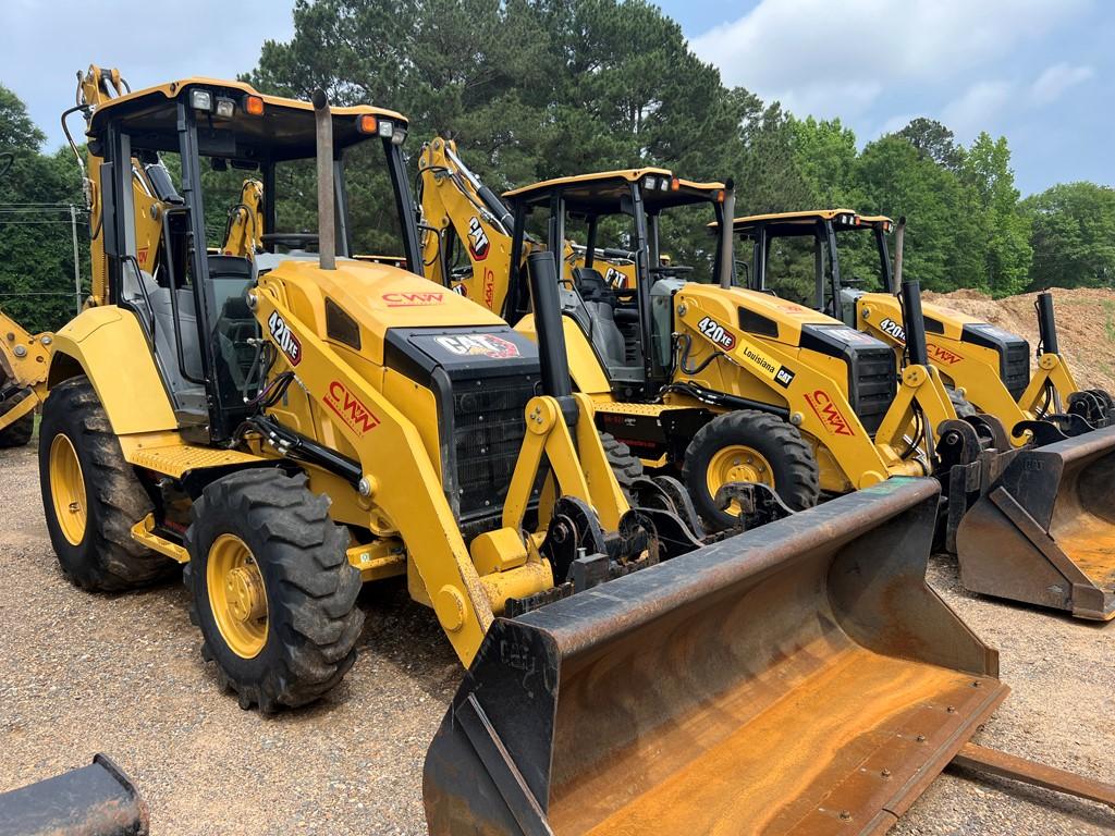 2021 CATERPILLAR 420XE-IT BACKHOE, Approx 1,450 Hours,  4WD,STANDARD HOE WI