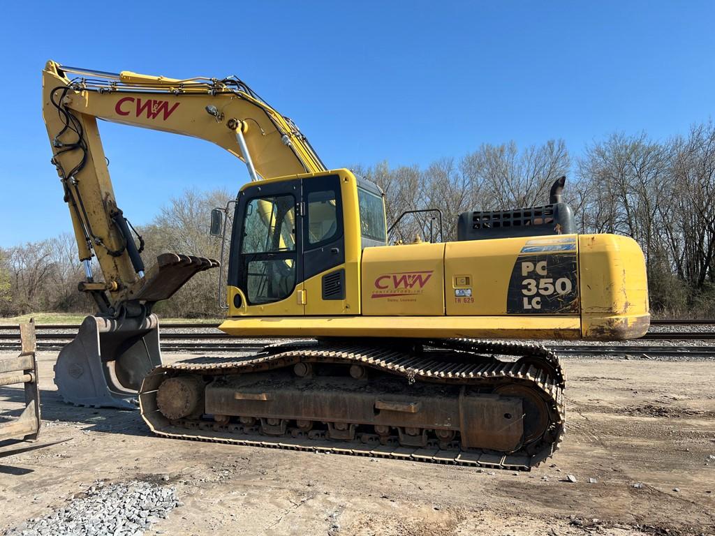 2011 KOMATSU PC350LC-10 EXCAVATOR, 5,101 Hours,  54" DIGGING BUCKET, HYDRAU