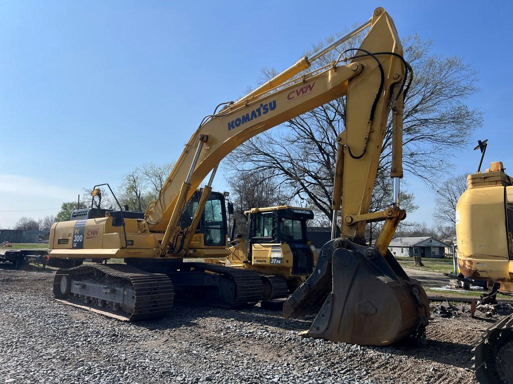 2008 KOMATSU PC300LC-8 EXCAVATOR, 6,990 Hours,  54" DIGGING BUCKET, AUX HYD