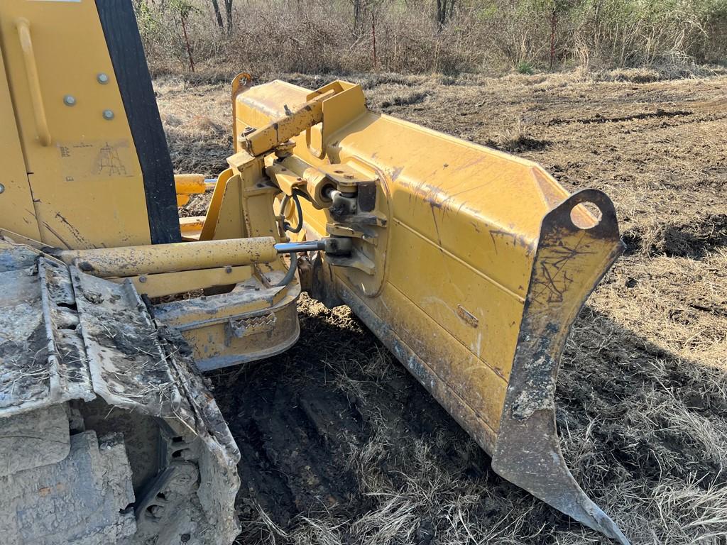 2011 CATERPILLAR D5K LGP DOZER, 3,426 Hours,  OPEN ROPS, 6 WAY BLADE, S# YY