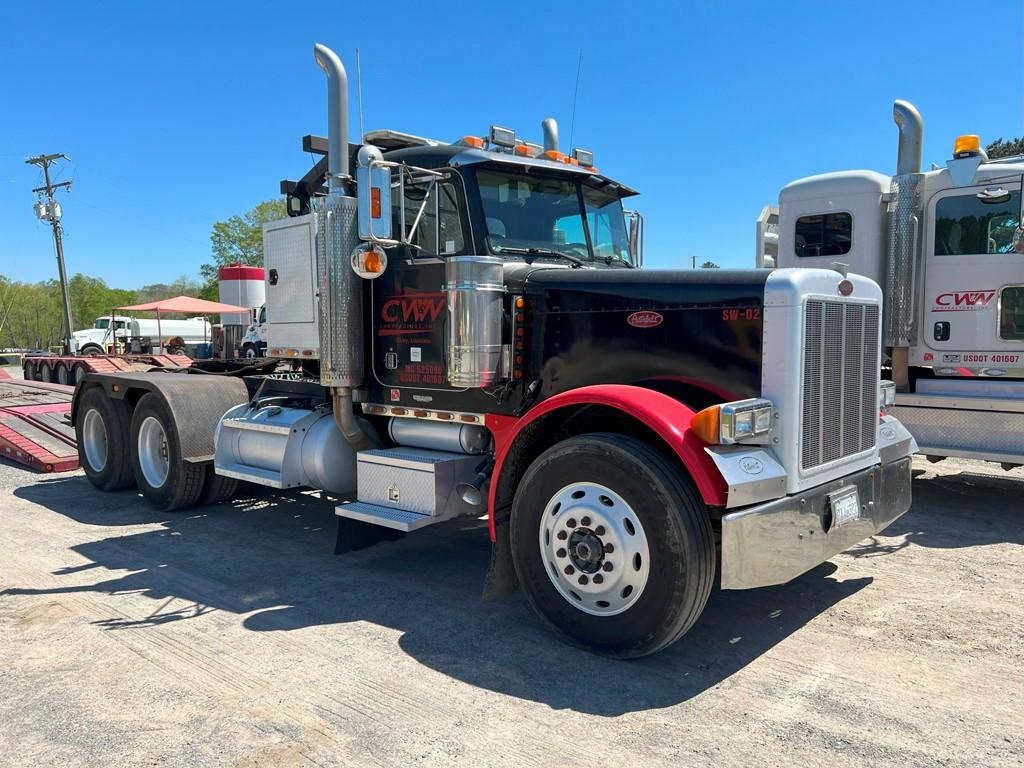 2001 PETERBILT 379 TRUCK TRACTOR, 1 million + mi,  2001 PETERBILT 379 TRUCK