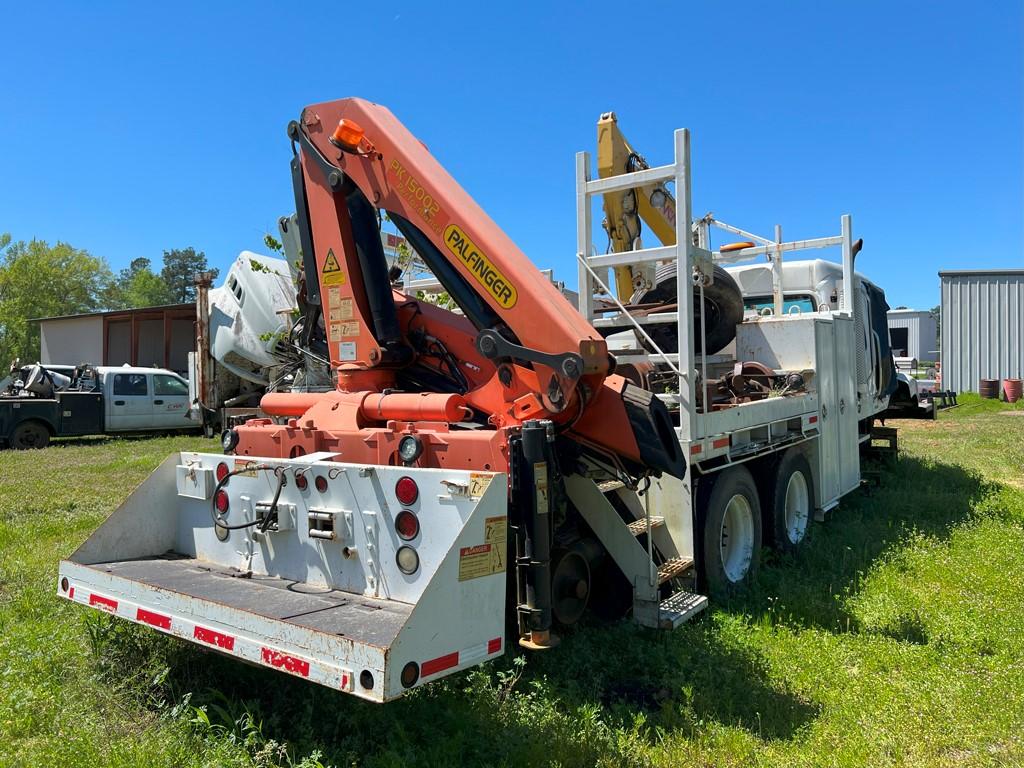 2006 FREIGHTLINER BUSINESS CLASS M2 GANG/BOOM TRUCK,  WRECKED - CREW CAB, M