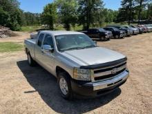 2010 CHEVROLET 1500 TRUCK, 195,000 Miles  EXTENDED CAB, 2WD, 4.3L V6, S# 1G