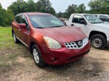 2013 NISSAN ROGUE SUV, Approx 260,000 Miles,  V6 GAS, AUTO, PS, AC, S# JN8A