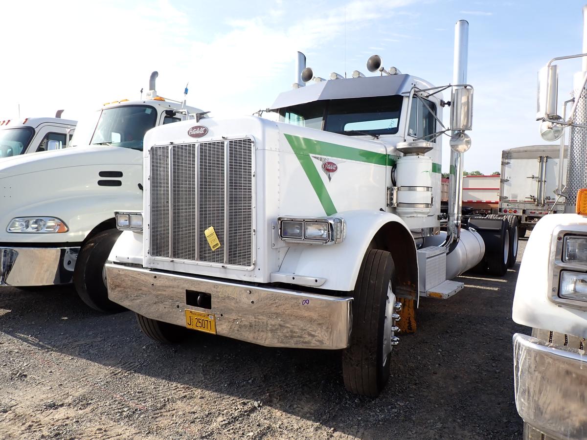 1993 PETERBILT 379 TRUCK TRACTOR, 1,505,986+ mi,  DAY CAB, 3406 CAT, 18 SPE