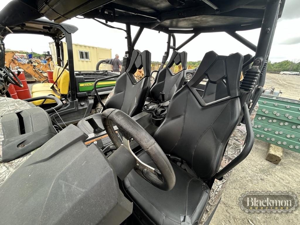 2014 COMMANDER MAX ATV, 256+ hrs,  4-SEAT, GAS, AUTOMATIC, DUMP BED S# 3JBK