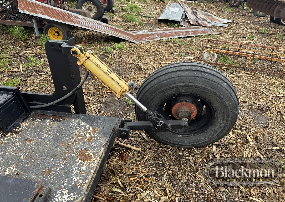 HYD LIFT TRAILER,  WINCH ON FRONT & DIAMOND PLATE TOOLBOX W/ RAMPS