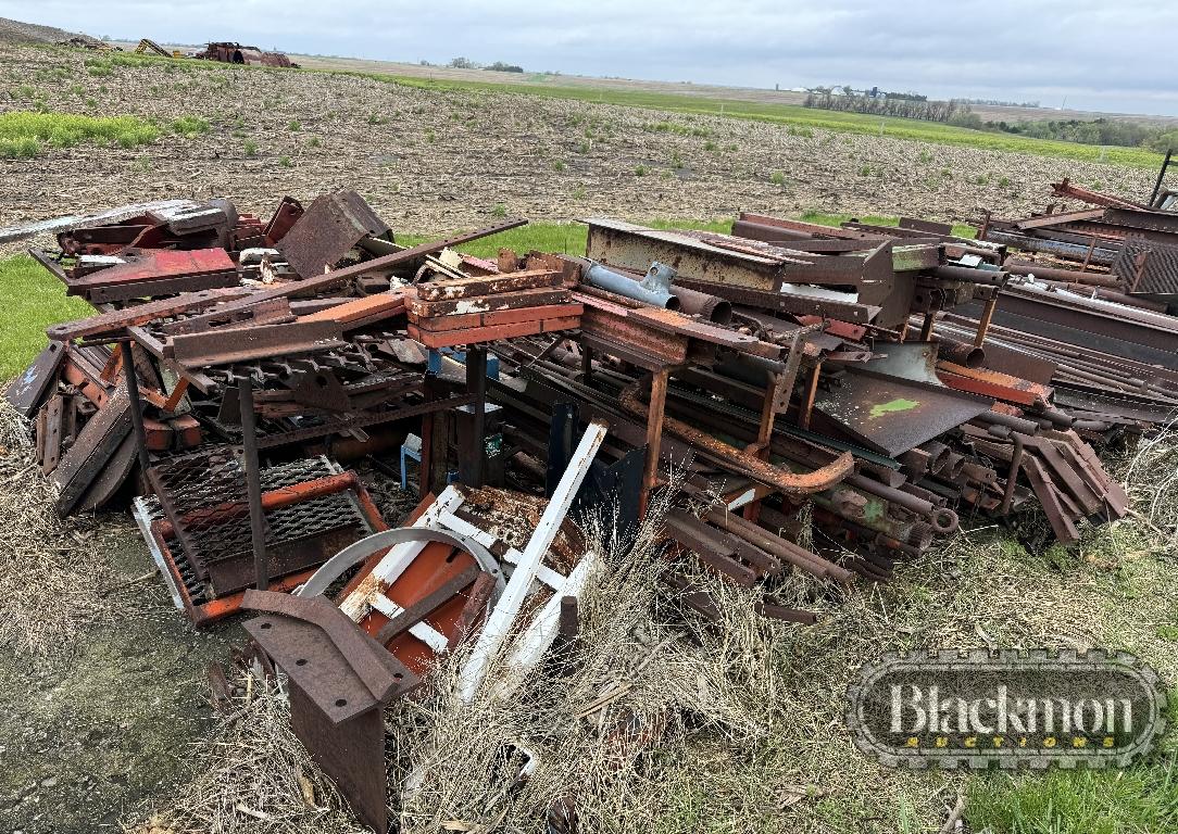 SECTION OF SCRAP METAL,  ENTIRE ROW