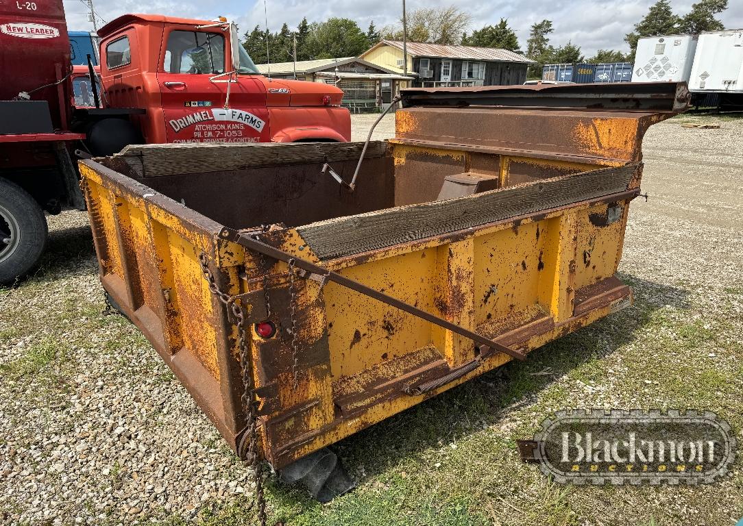 DUMP BED,  W/ CYLINDER & TARP