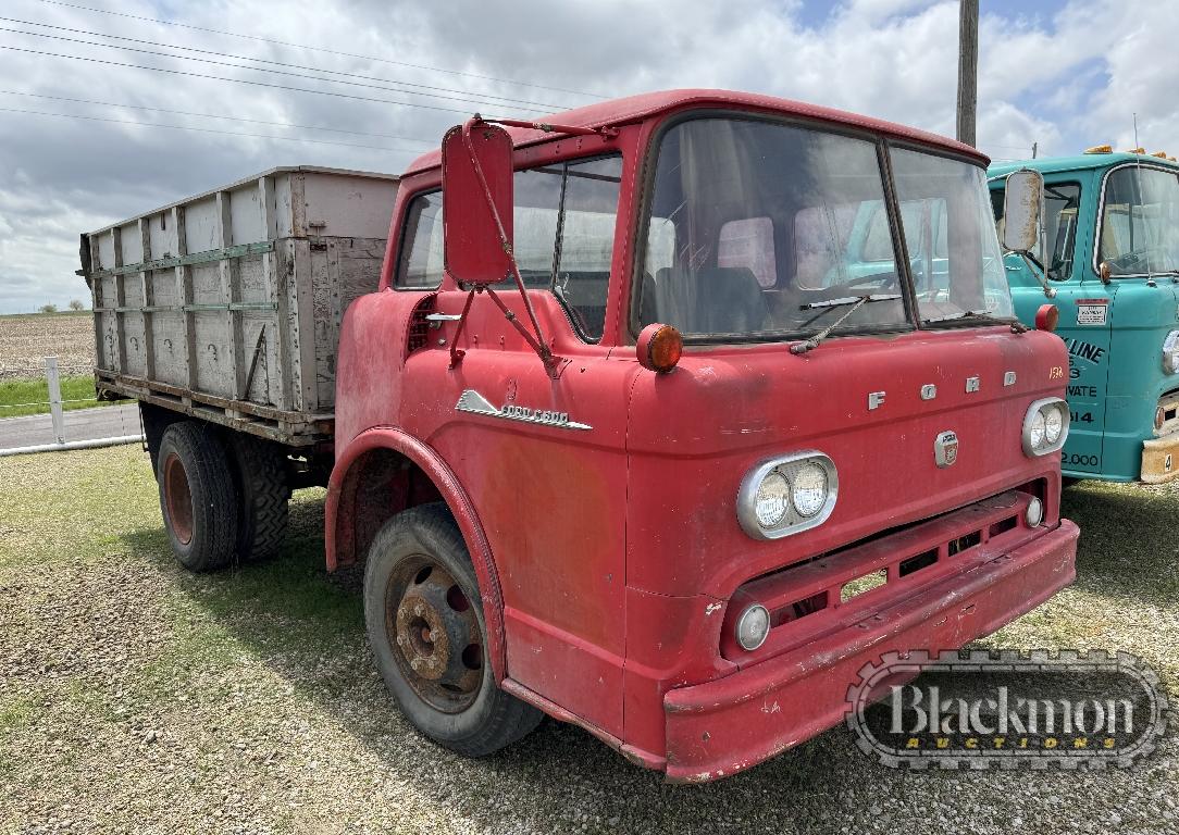 1959 FORD C600 GRAIN TRUCK,  DAY CAB, V8 GAS, ,ATUO, SINGLE AXLE, DRW, SPRI