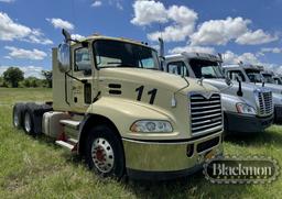 2013 MACK CXU613 TRUCK TRACTOR, 607,438+ mi,  DAY CAB, MACK MP8 DIESEL, EAT