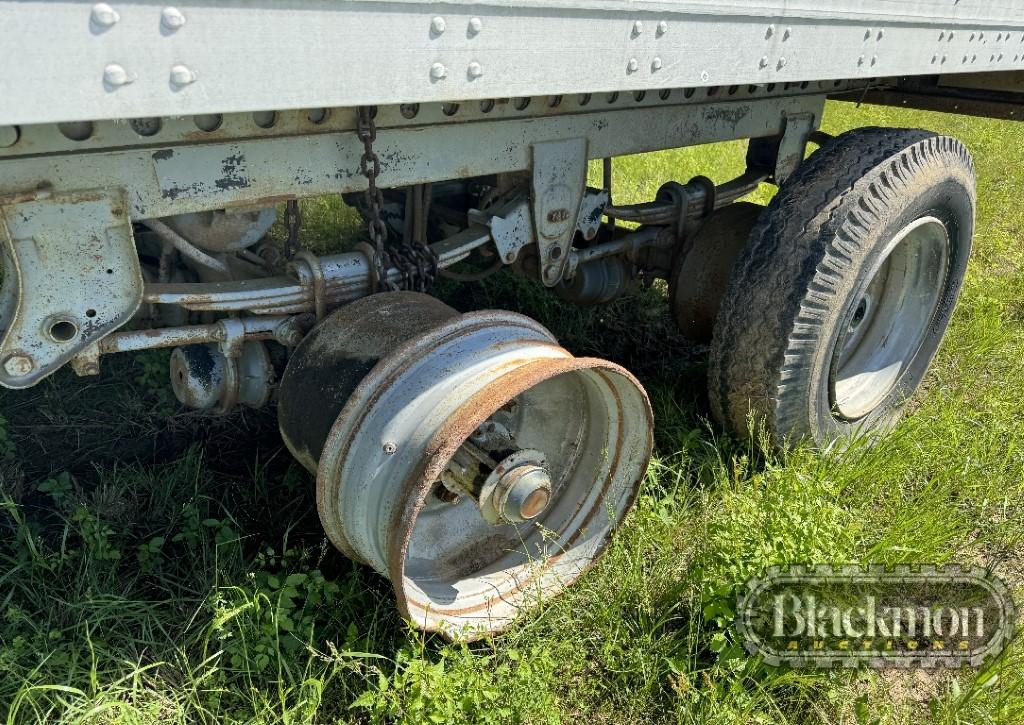 MOBILE OFFICE TRAILER,  40', TANDEM AXLE, SPRING RIDE, (2) SIDE DOORS, WIND