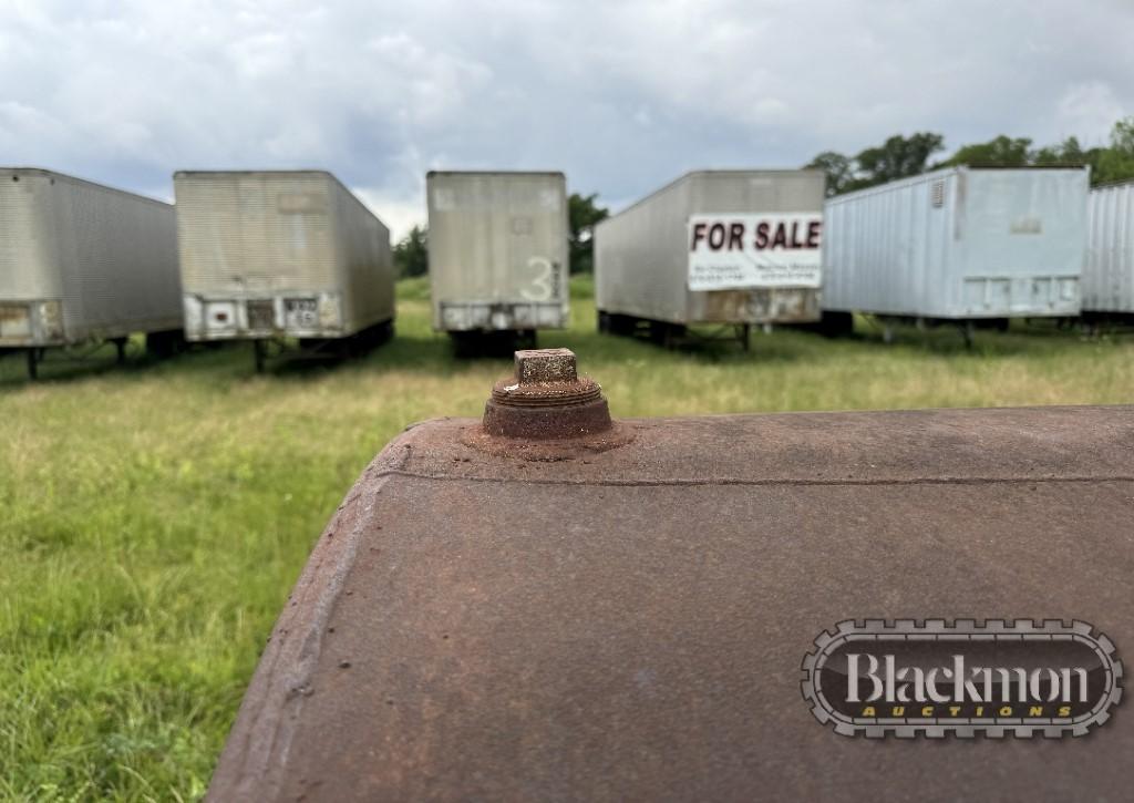 1,000 Gallon Fuel Trailer – Tandem Axle, W Fill Hose, No Title