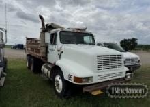 1995 INTERNATIONAL 8200 DUMP TRUCK, n/a+ mi,  CUMMINS M11 DIESEL, 9-SPEED,