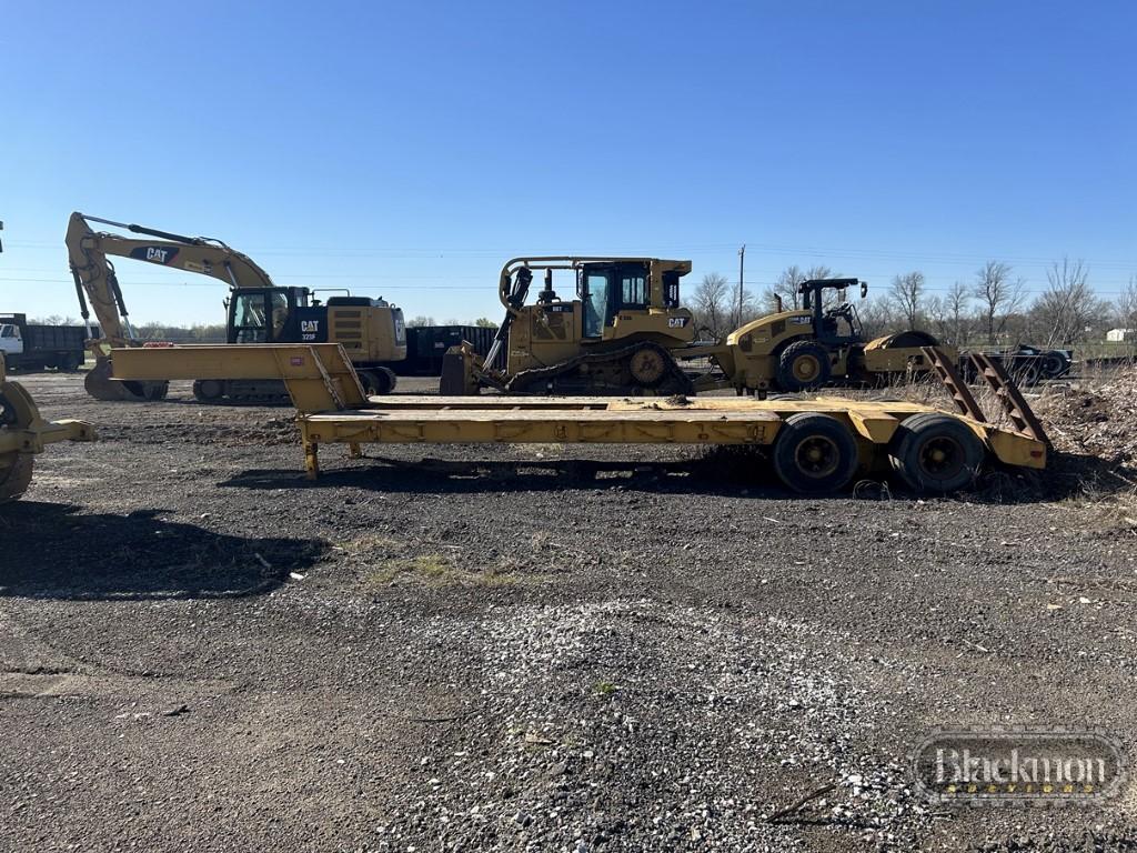 HYSTER LOWBOY TRAILER,  TANDEM AXLE, DUAL TIRE, 8.25X15TIRES ON DAYTON RIMS