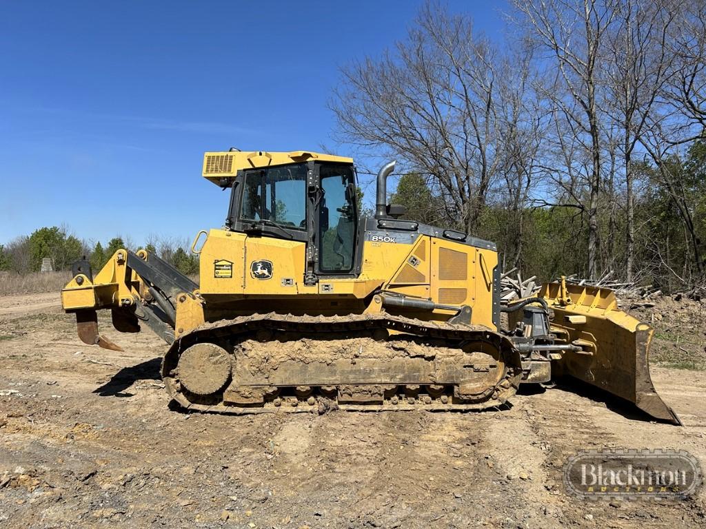 2017 JOHN DEERE 850K CRAWLER DOZER, 5818 hrs  EROPS, AC, 6 WAY BLADE, RIPPE