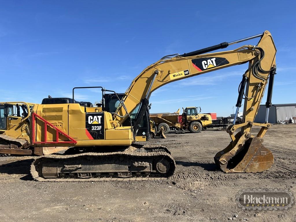 2016 CATERPILLAR 323FL EXCAVATOR, 4367 HRS  EROPS, AC, HYDRAULIC THUMB, AUX