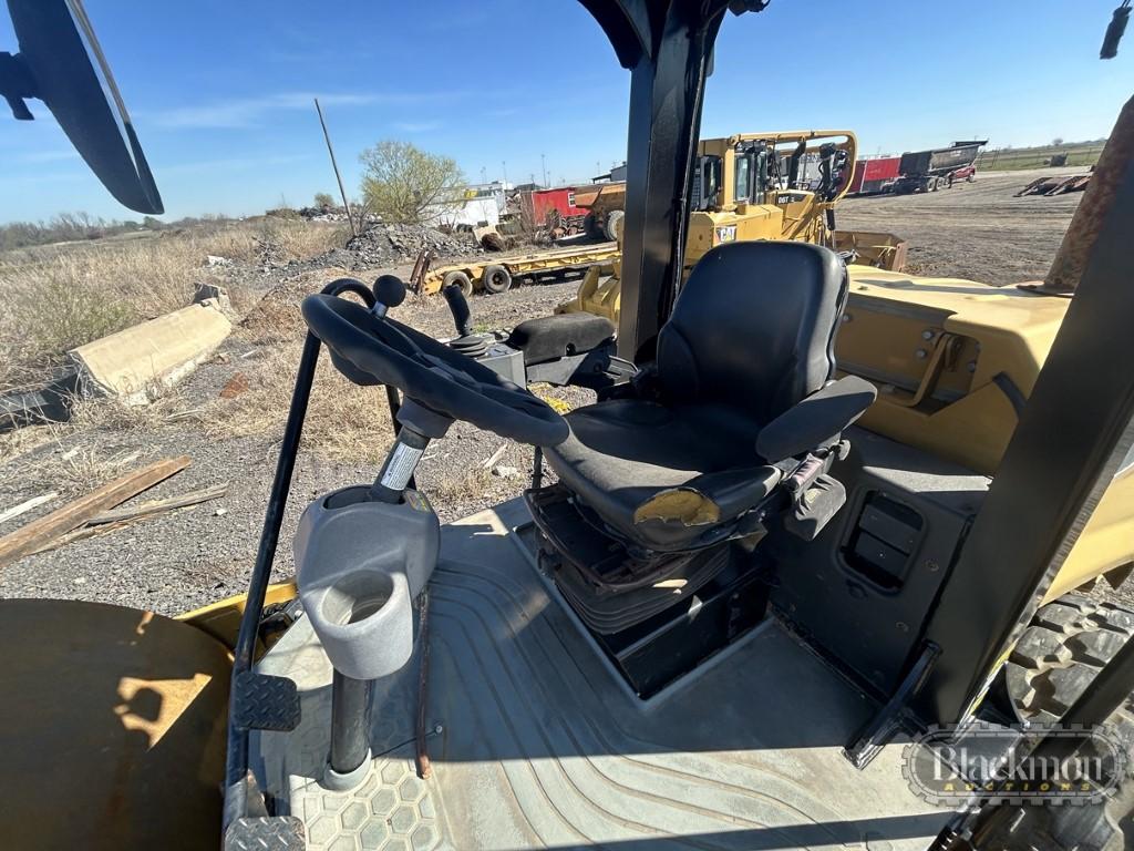 2012 CATERPILLAR CS56B SMOOTH DRUM ROLLER,  **NOTE--HAS BAD ENGINE**, SMOOT