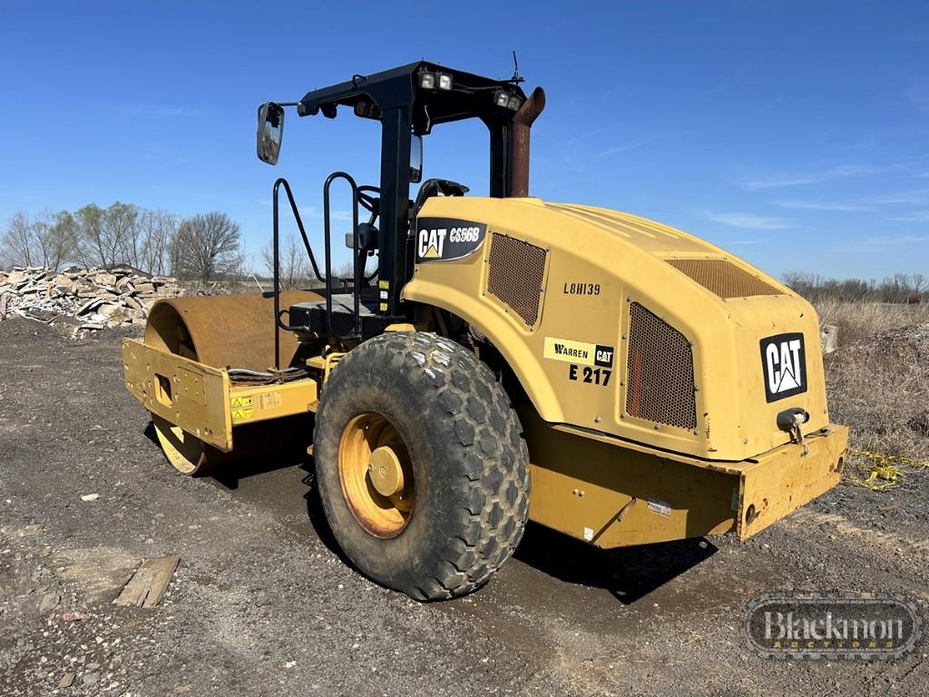 2012 CATERPILLAR CS56B SMOOTH DRUM ROLLER,  **NOTE--HAS BAD ENGINE**, SMOOT