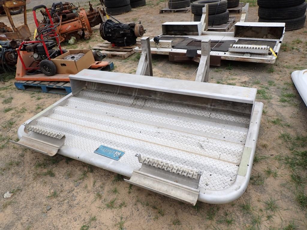 ALUMINUM CHAINBOX HEADACHE RACK