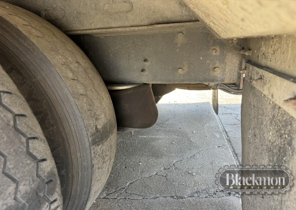 2020 Pete 337 Rollback Truck - Paccar Diesel, Automatic, PS, PW, PL, Air Ri