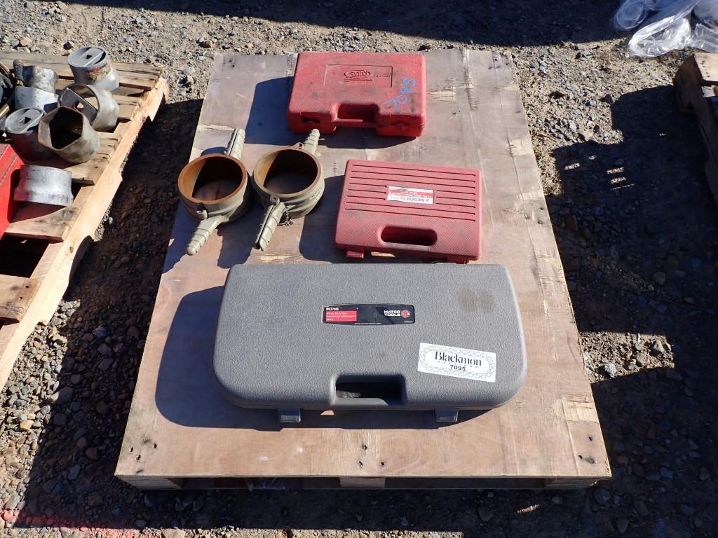 PALLET OF FAN CLUTCH WRENCH SET, DISC BRAKE TOOL KIT & MISC,