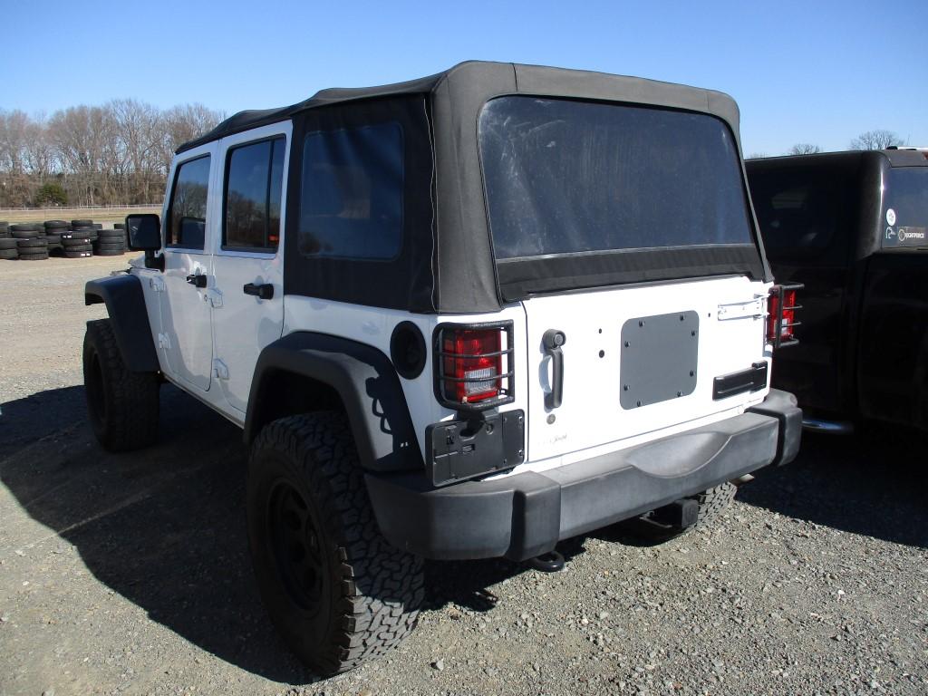 2017 JEEP WRANGLER SUV, (+/-) 104,690  4 DR, 4X4, CLOTH TOP, V6 GAS, AT, PS