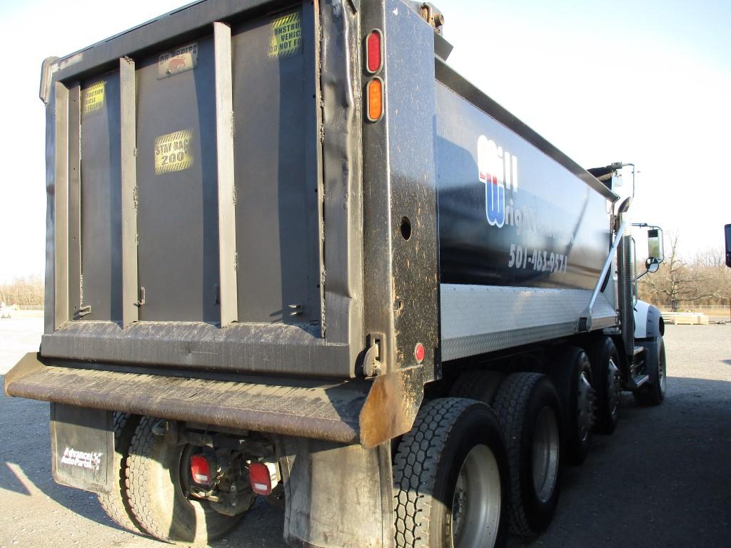 2020 MACK GR10F DUMP TRUCK, WHITE (+/-) 336,362  MACK MP7 DIESEL, TWIN SCRE