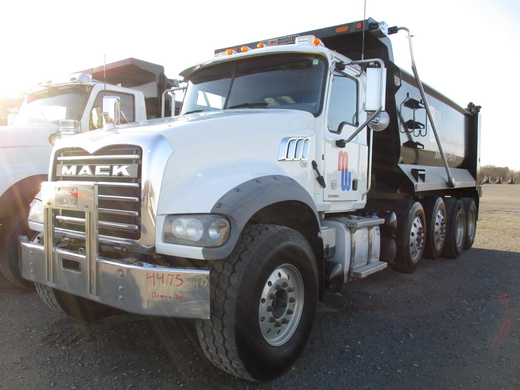 2020 MACK GR10F DUMP TRUCK, WHITE (+/-) 336,362  MACK MP7 DIESEL, TWIN SCRE