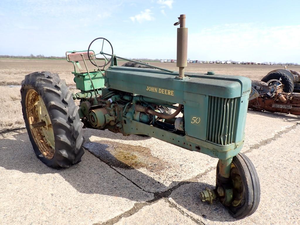 JOHN DEERE 50 WHEEL TRACTOR,  TRICYCLE FRONT END, GAS ENGINE, 3PT HITCH, S#