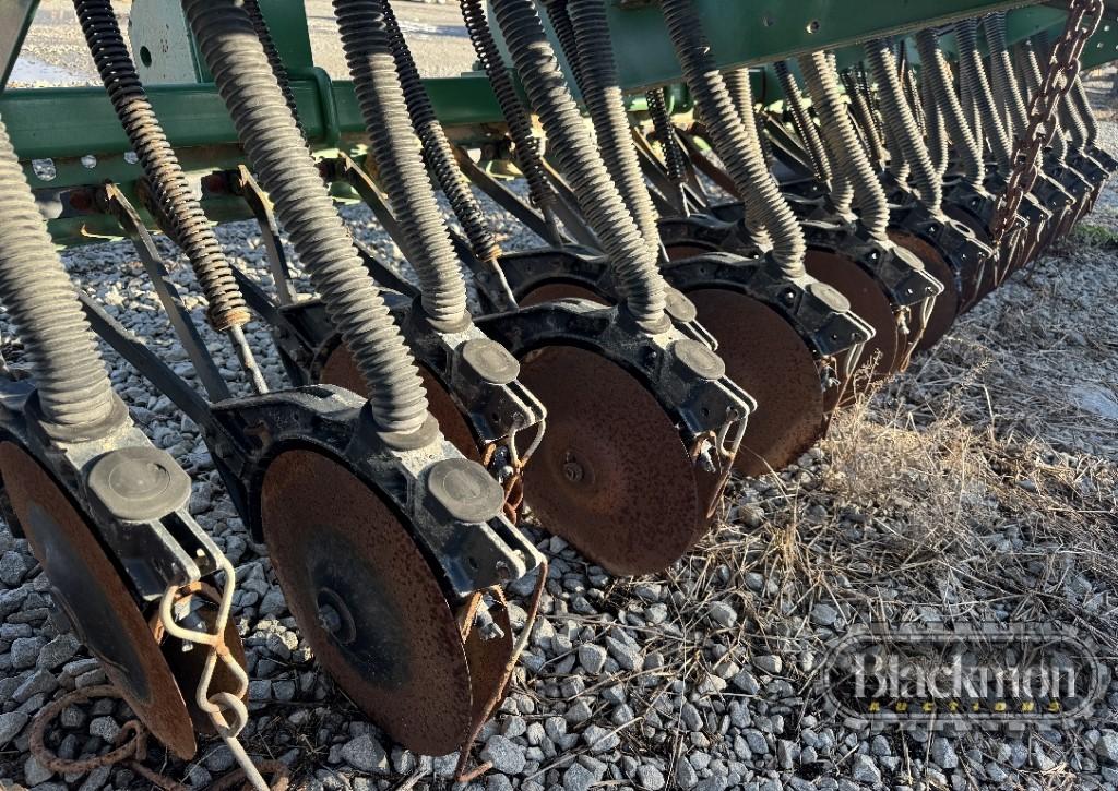 JOHN DEERE 520 GRAIN DRILL,  7 ½ INCH SPACING, 20’ WORKING WIDTH, S# N00520