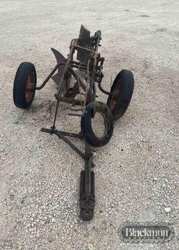 JOHN DEERE N44 PULL BEHIND PLOW,