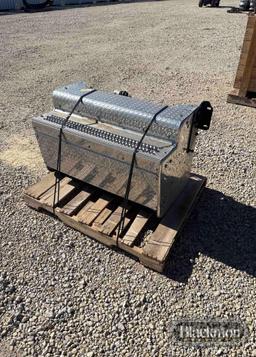 TRUCK/TRACTOR DEF SYSTEM STEPS,