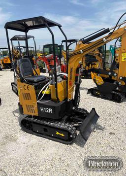 AGT H12R MINI TRACK EXCAVATOR,