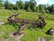 International #43 Vibra Shank Field Cultivator,