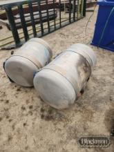(2) hydraulic tanks